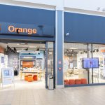 Witryna salonu Orange w M1 Łódź